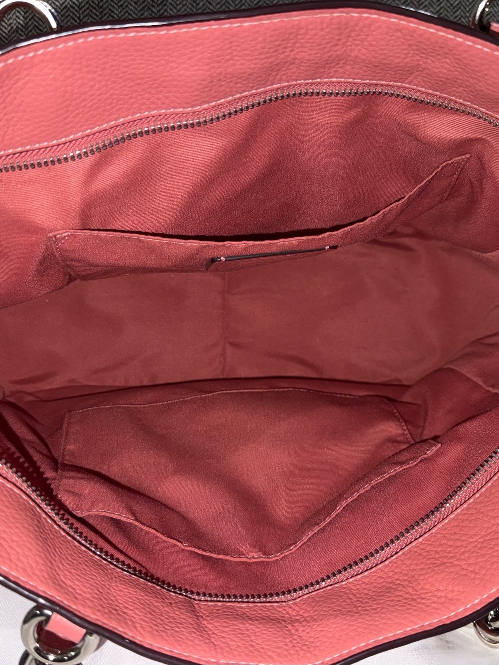 Coach F72650 Leather Elle Chain Tote Shoulder Bag In Tulip/Pink - Picture 4 of 5